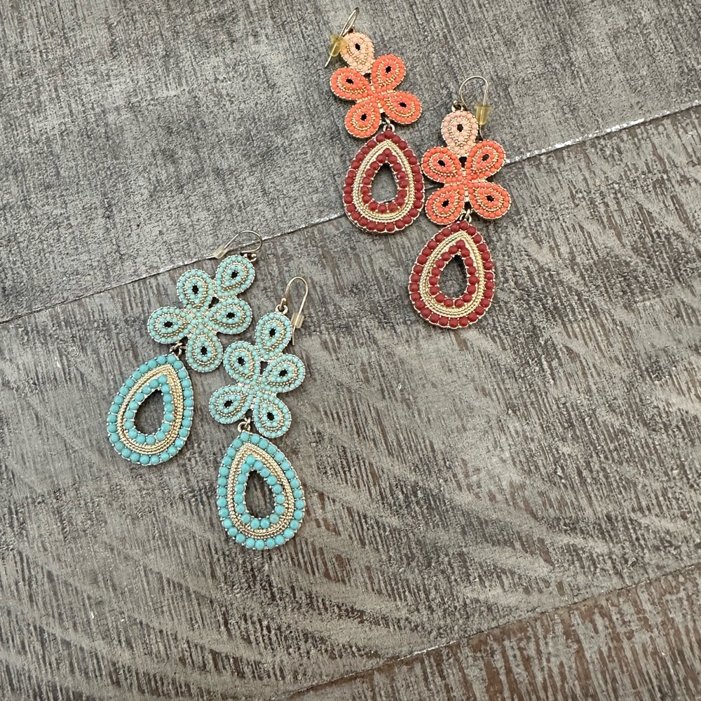 Two pairs of Stella and Dot Earrings!!